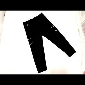 1st Phorm Capri Legging - Medium